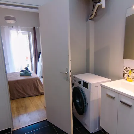 Confort & Clim 4 Pers Proche Gare, Centre Et Polygone Appartement *